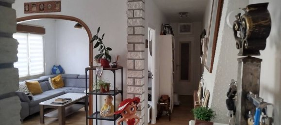 3 bedrooms House in Beziers, France No. 330453 2