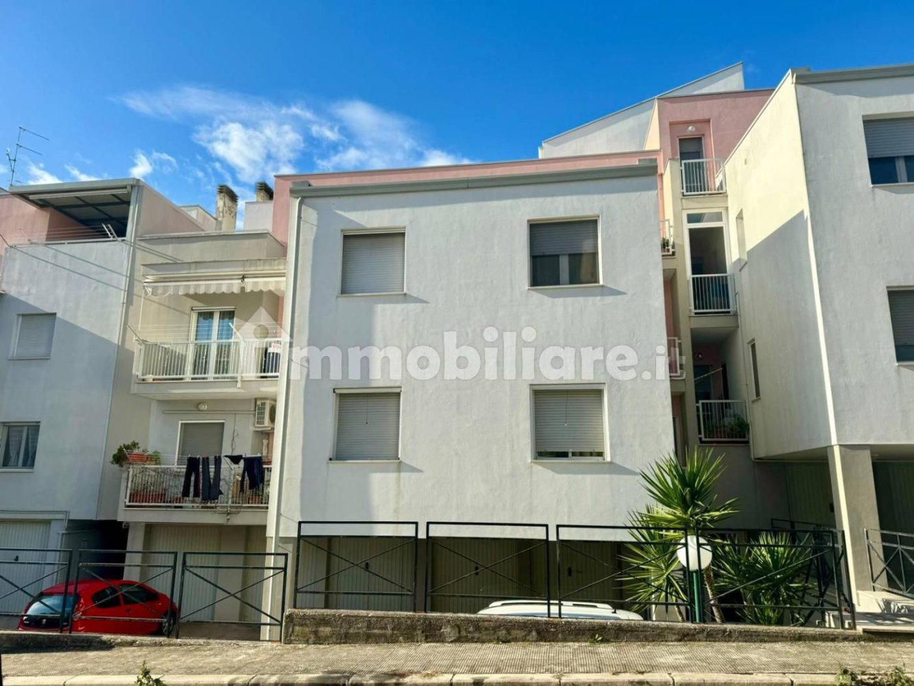 Apartamento de 3 dormitorios en Matera, Italy No. 108746