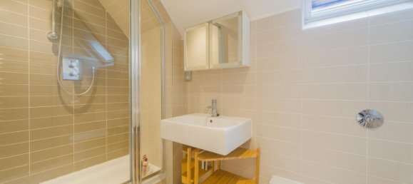 3 bedrooms House in London, United Kingdom No. 13404 35