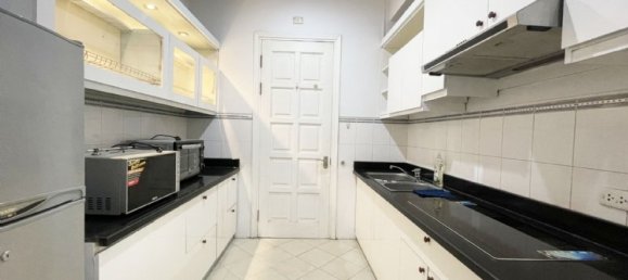 3 bedrooms Apartment in Tay Ho, Vietnam No. 9837 9