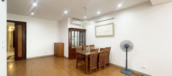 3 bedrooms Apartment in Tay Ho, Vietnam No. 9837 6