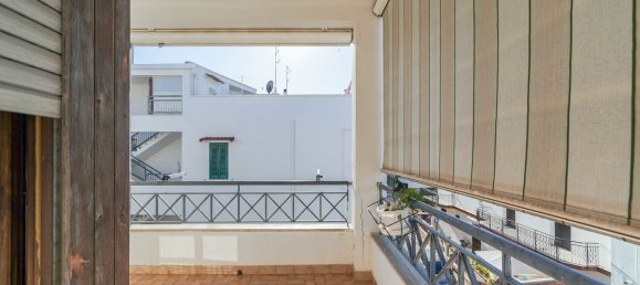 Apartamento de 3 dormitorios en Palo del Colle, Italy No. 342816 24