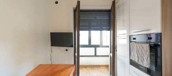 Apartamento de 3 dormitorios en Palo del Colle, Italy No. 342816 7
