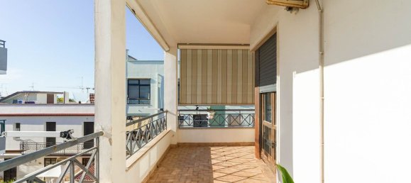 Apartamento de 3 dormitorios en Palo del Colle, Italy No. 342816 23