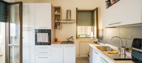 Apartamento de 3 dormitorios en Palo del Colle, Italy No. 342816 6