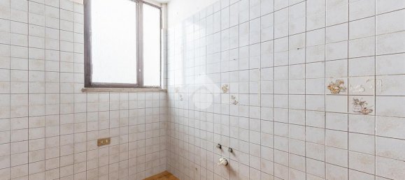 3 bedrooms Apartment in Rome, Italy No. 291884 27