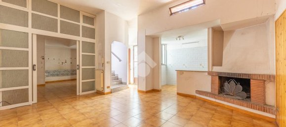 3 bedrooms Apartment in Rome, Italy No. 291884 21