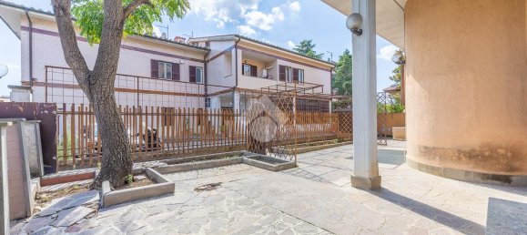 3 bedrooms Apartment in Rome, Italy No. 291884 31