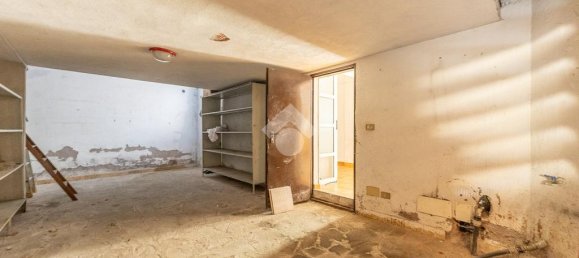 3 bedrooms Apartment in Rome, Italy No. 291884 30