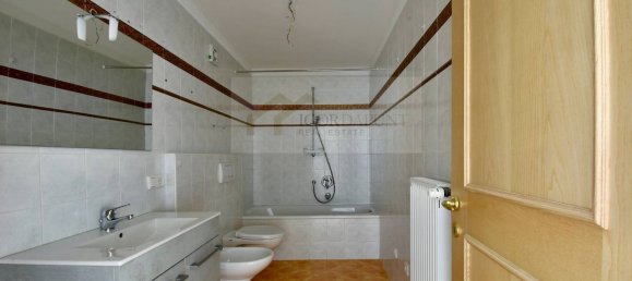 2 Schlafzimmer Wohnung in Trentino-Alto Adige, Italy, Nr. 378934 8