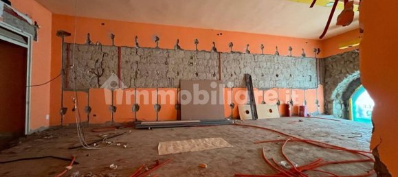 Imóvel comercial de 3 divisões em Naples, Italy N.º 328993 12