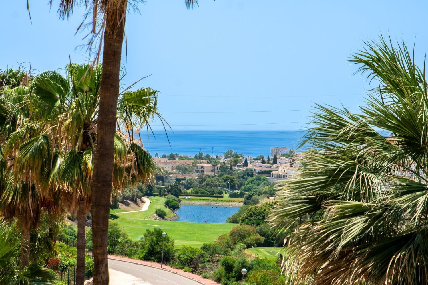 Apartamento de 2 dormitorios en Mijas, Spain No. 148019