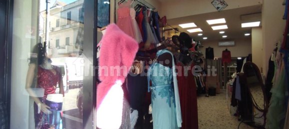 2 rooms Commercial property in Ladispoli, Italy No. 183098 8