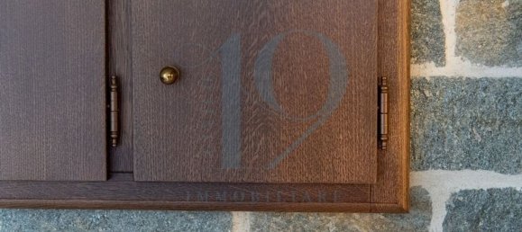 12 rooms House in Parma, Italy No. 85132 10