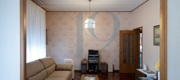 12 rooms House in Parma, Italy No. 85132 17