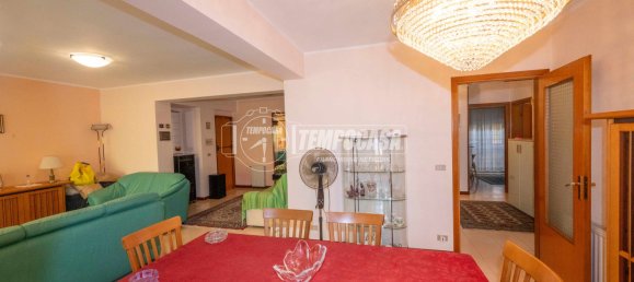 2 bedrooms Apartment in Messina, Italy No. 293689 3