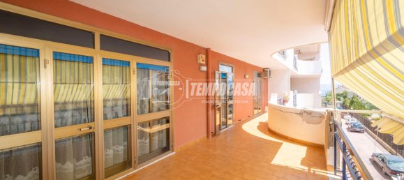 2 bedrooms Apartment in Messina, Italy No. 293689 16