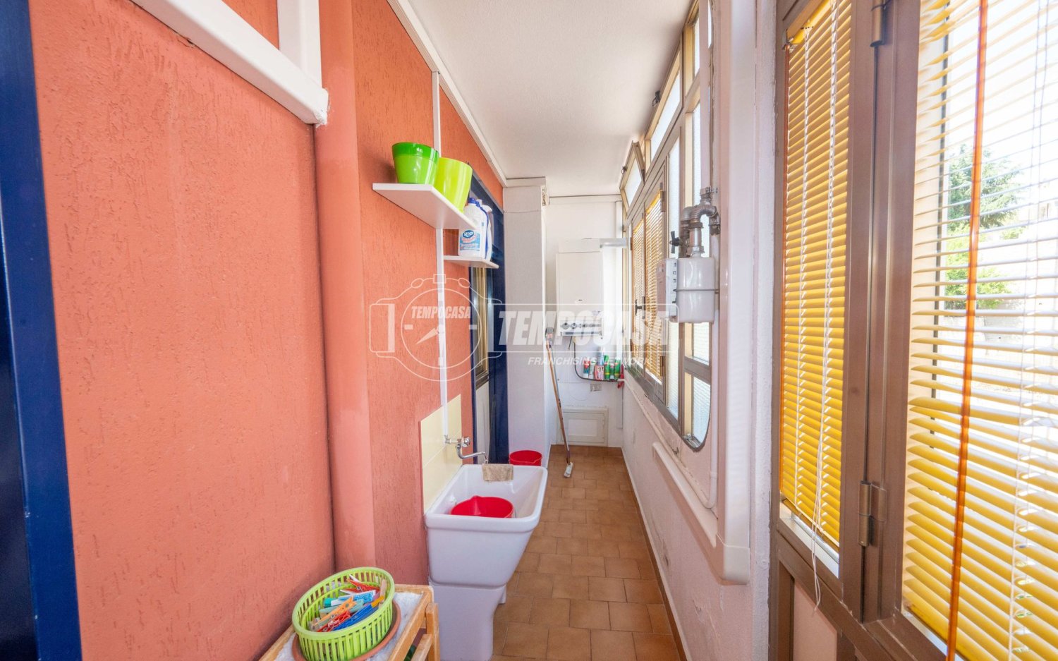 2 bedrooms Apartment in Messina, Italy No. 293689