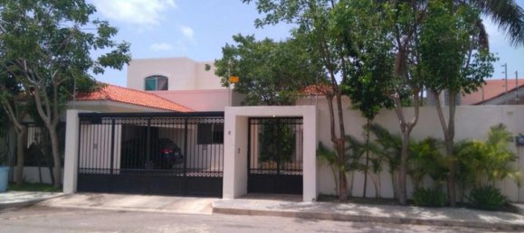 Casa de 3 dormitorios en Mérida, Mexico No. 160712 2