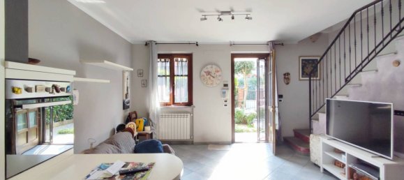 2 Schlafzimmer Schlösser in Rivoli, Italy, Nr. 56181 5