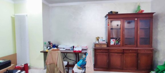 2 Schlafzimmer Schlösser in Rivoli, Italy, Nr. 56181 18