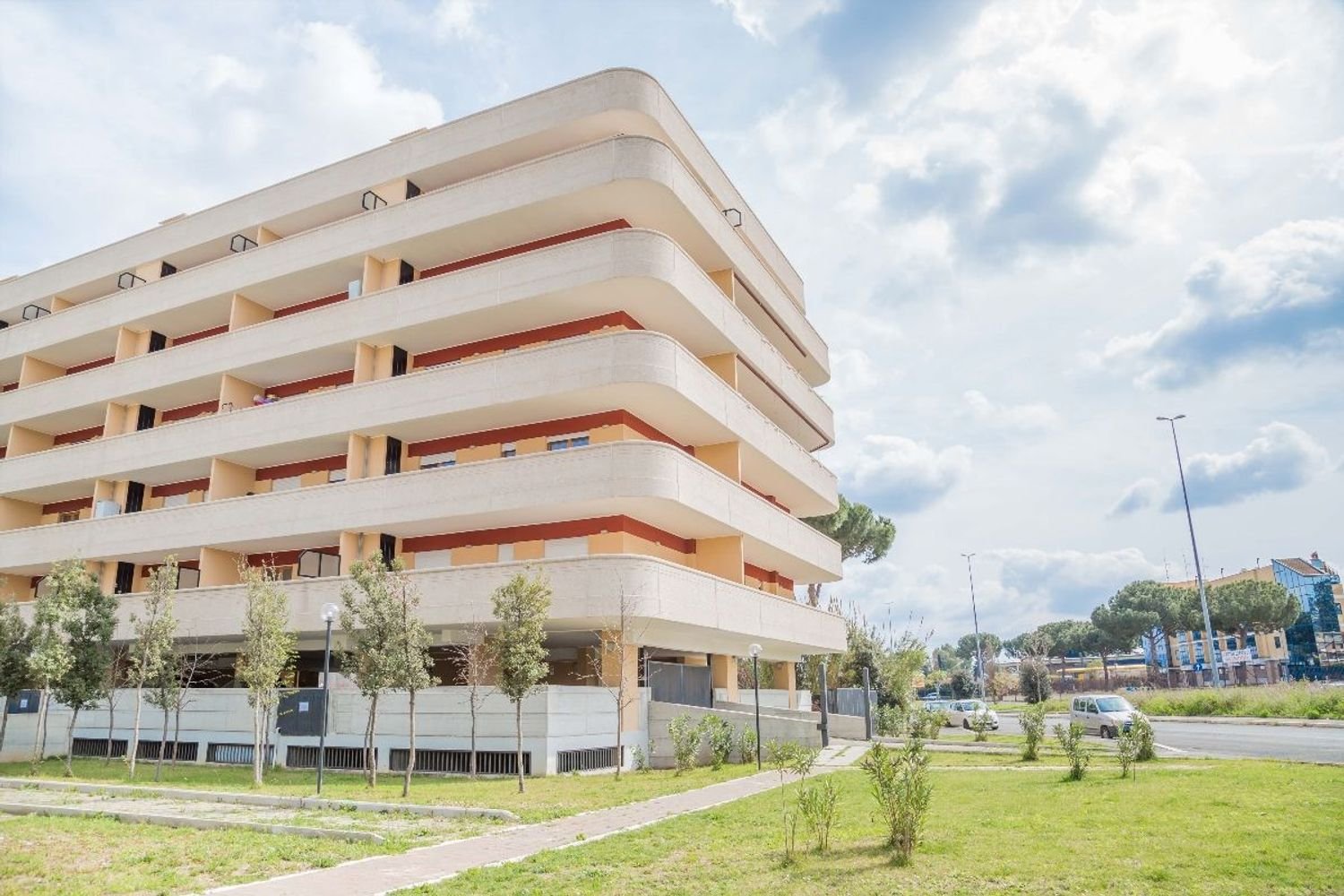 3 rooms Apartment in Rome, Italy No. 64852