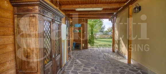 3 Schlafzimmer Villa in Sant'Angelo Romano, Italy, Nr. 71231 31