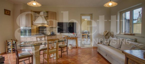 3 Schlafzimmer Villa in Sant'Angelo Romano, Italy, Nr. 71231 3