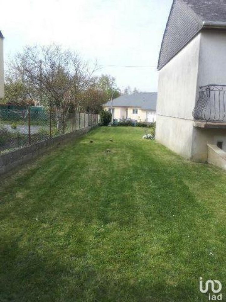 Дом с 3 спальнями в Краон, Франция № 32005