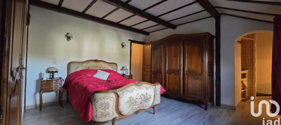 5 bedrooms House in Taissy, France No. 214660 24