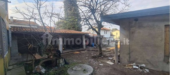 5-Zimmer Villa in Valmorea, Italy, Nr. 2598 22
