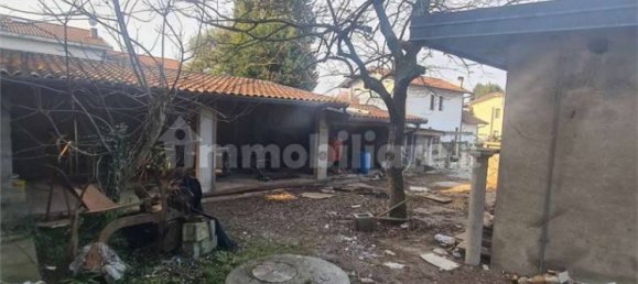 5-Zimmer Villa in Valmorea, Italy, Nr. 2598 21