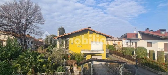 5-Zimmer Villa in Valmorea, Italy, Nr. 2598 50