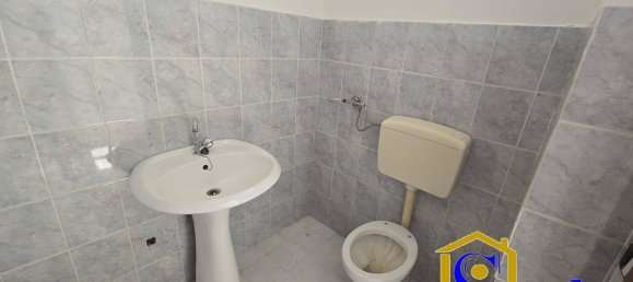 Propriété commerciale à Santa Maria Capua Vetere, Italy 35m² No. 71665 6