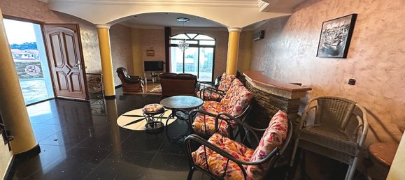 4 bedrooms Commercial property in Budva, Montenegro No. 40 10