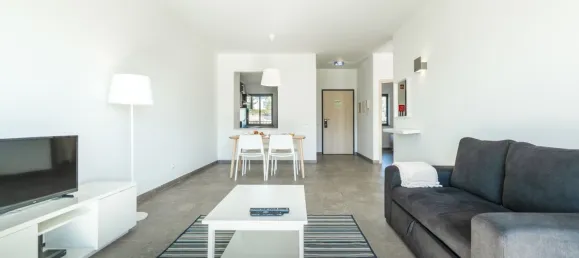 Apartamento de 2 dormitorios en Mexilhoeira Grande, Portugal No. 153716 16