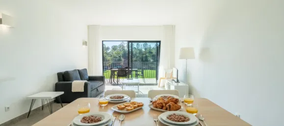 Apartamento de 2 dormitorios en Mexilhoeira Grande, Portugal No. 153716 13
