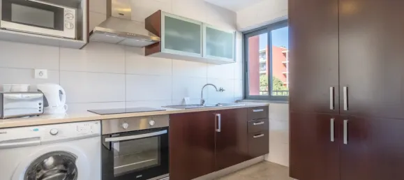 Apartamento de 2 dormitorios en Mexilhoeira Grande, Portugal No. 153716 8