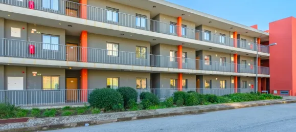 Apartamento de 2 dormitorios en Mexilhoeira Grande, Portugal No. 153716 4