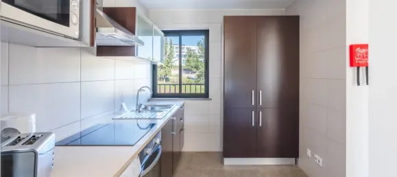 Apartamento de 2 dormitorios en Mexilhoeira Grande, Portugal No. 153716 10