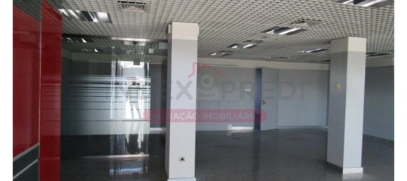 Gewerbliche Immobilie in Carregal do Sal, Portugal 195m², Nr. 62806 2