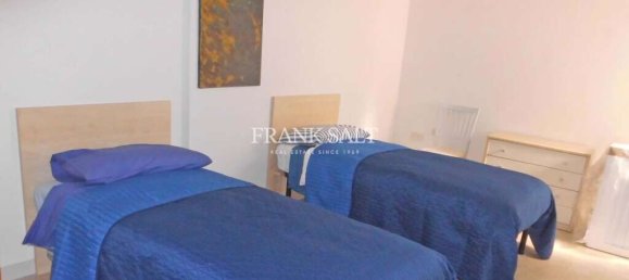 4 bedrooms Apartment in Qormi, Malta No. 11065 4