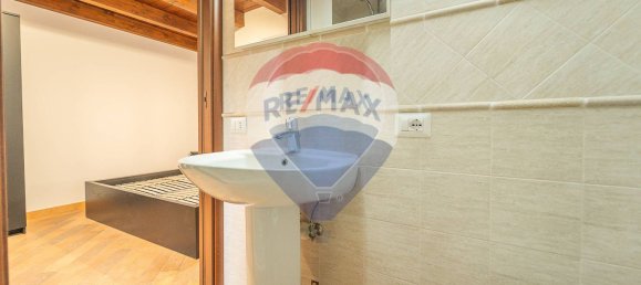 2-salle Maison à Gerano, Italy No. 177144 20