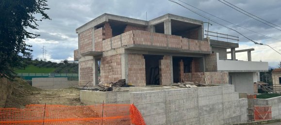 3 rooms House in San Giovanni Teatino, Italy No. 204513 13