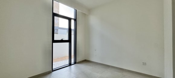 4 bedrooms Townhouse in Mudon, UAE No. 113542 12