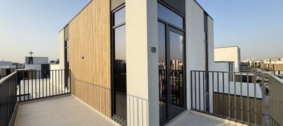 4 bedrooms Townhouse in Mudon, UAE No. 113542 7