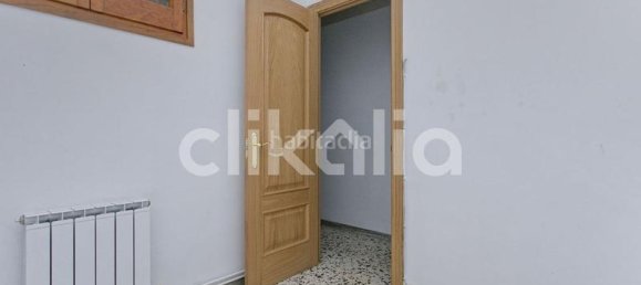 4 Schlafzimmer Haus in Santa Margarida de Montbui, Spain, Nr. 168625 10