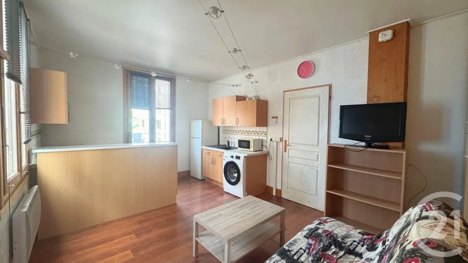 Квартира с 1 спальней в Анси, Франция № 351095