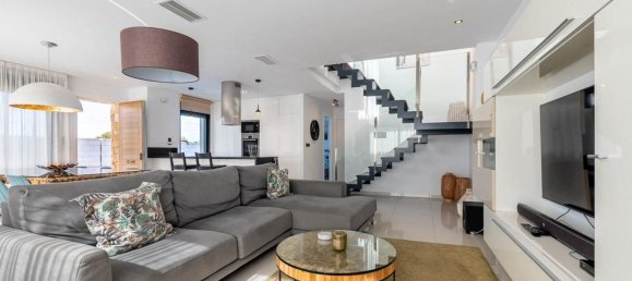 Casa de 6 dormitorios en Ciudad Quesada, Spain No. 151939 4