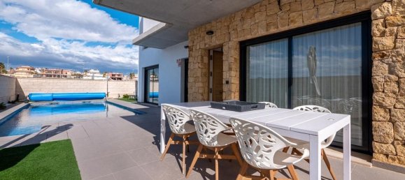 Casa de 6 dormitorios en Ciudad Quesada, Spain No. 151939 3